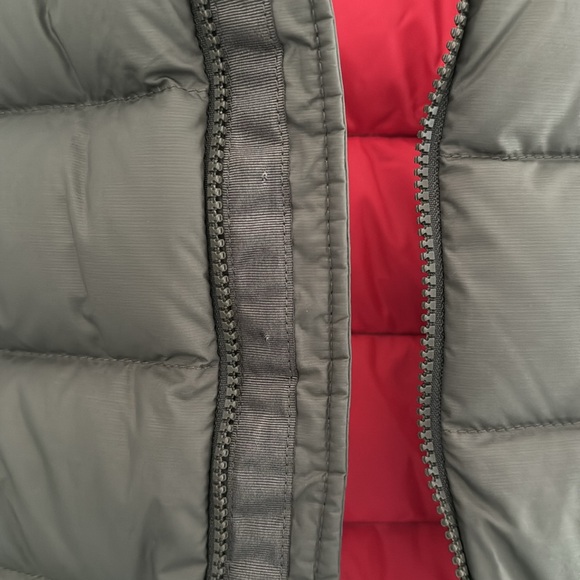 The North Face 700 Down Puffer Vest - XS - Picture 16 of 16